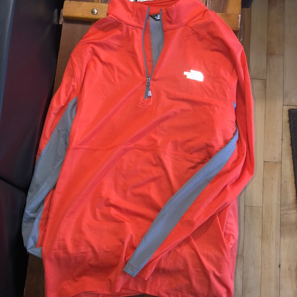 North Face Lightweight 1/4 Zip Pullover